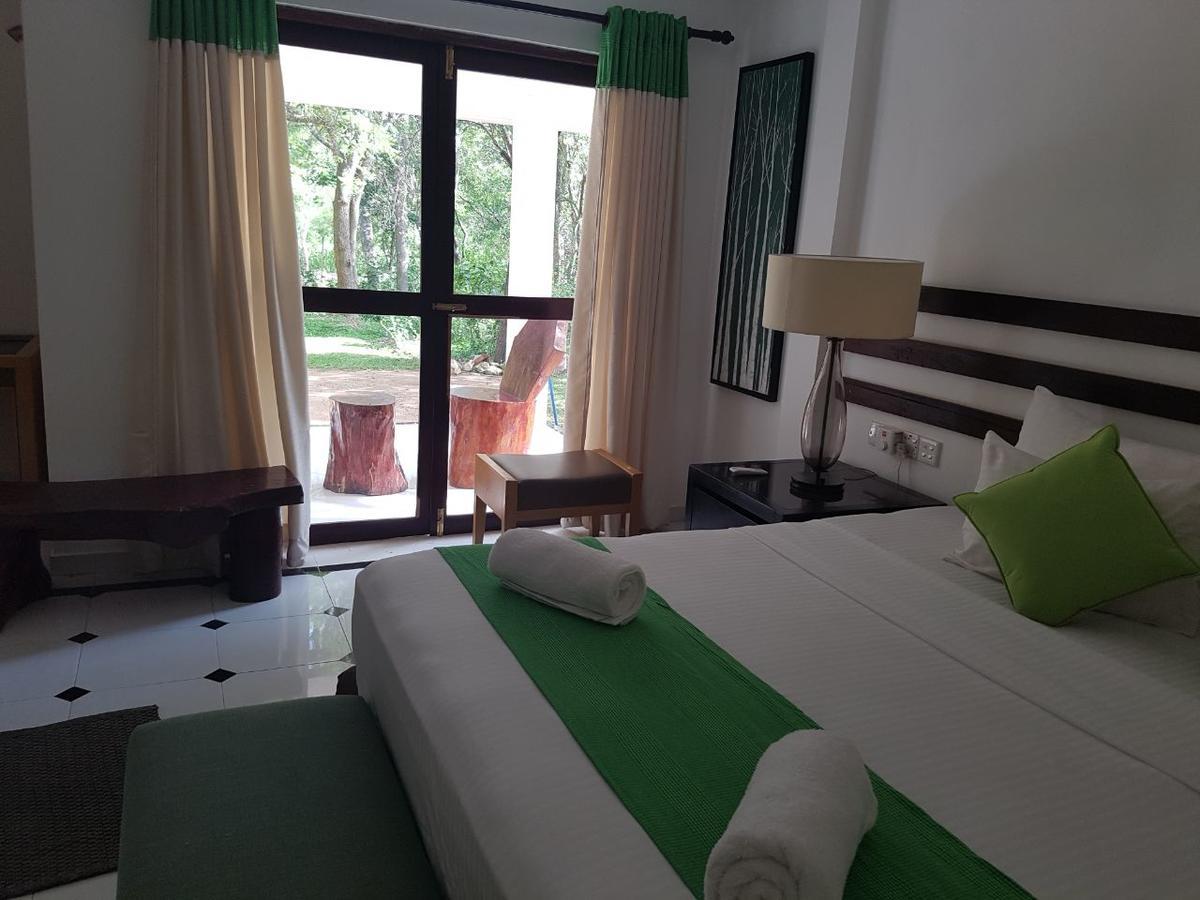 Eighth Wonder Resort Sigiriya Exterior photo