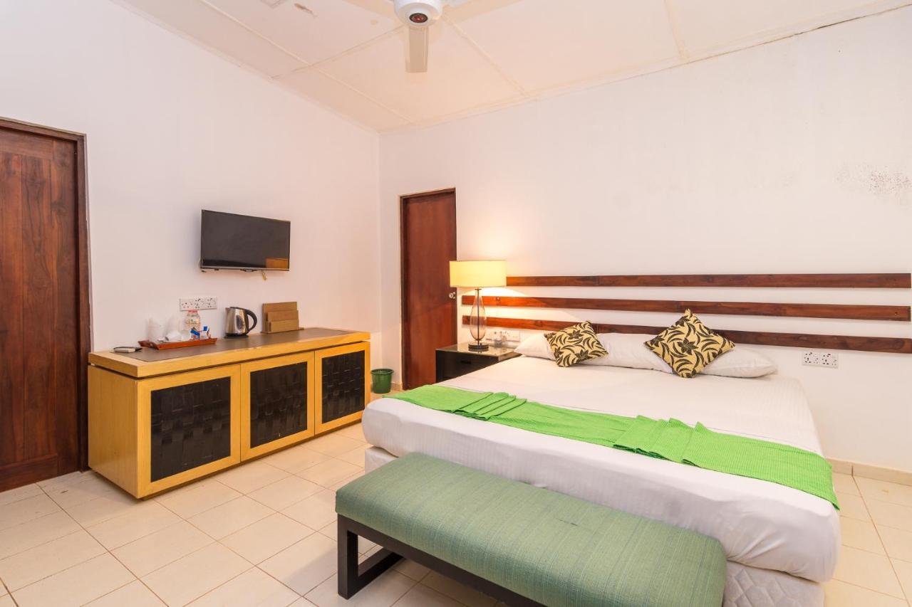 Eighth Wonder Resort Sigiriya Exterior photo