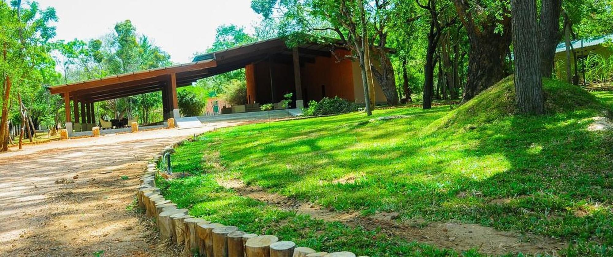 Eighth Wonder Resort Sigiriya Exterior photo